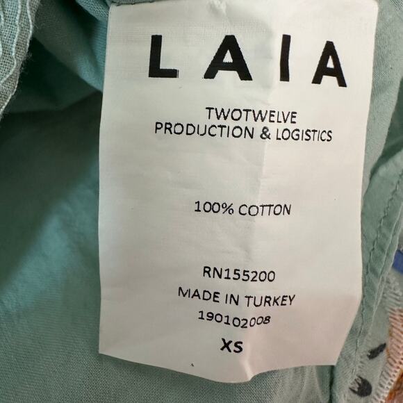 Laia women’s ruffles off shoulder eyelet mint green crop embroidered Bahamian - Picture 4 of 7